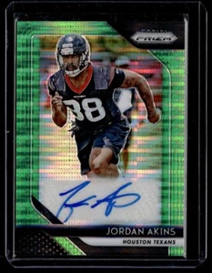 Autógrafos de novato Panini Prizm 2018 Pulsar verde Jordan Akins radiocontrol automático #RA-JAK - Imagen 1 de 2