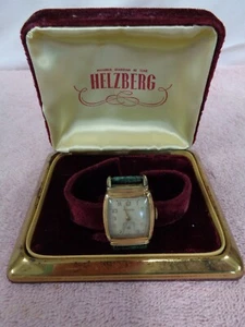 Vintage Helzberg Watch & Maroon Velvet Watch Case - Watch Does Not Work - Picture 1 of 11