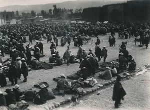 PÉROU c. 1930 - Vue Générale sur le Marché à Cuzco Militaires - Div 7138 - Picture 1 of 2