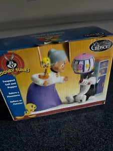 Salt & Pepper Shaker "Twapped" Tweety & Sylvester Gibson 2002 Looney Tunes - Picture 1 of 4