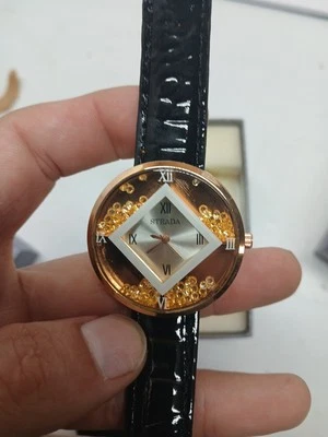 Nuevo reloj Strada para mujer cara redonda oro rosa cristales sueltos cara imitación cocodrilo correa Foto 1 de 4