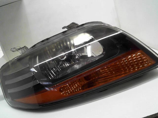 Rechts Scheinwerfer Gebraucht DAEWOO KALOS Phase 1 - 1.4i 83 PS - - Bild 1 von 2