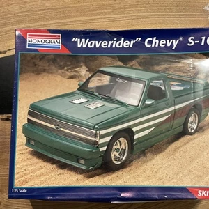 New Monogram Chevy S-10 Waverider Pickup Truck 1/25 Model Kit 2438 Vintage 1995 - Bild 1 von 9