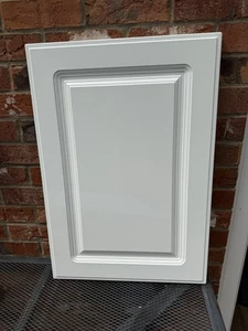 KITCHEN DOOR GLOSS WHITE 500 WIDE X 720 HIGH STOCK DZ548 - Picture 1 of 8