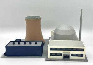 Heljan Spur N 3 Meilen Insel Atomkraftplan Pre Meltdown 1979 Custom bemalt - Bild 1 von 9