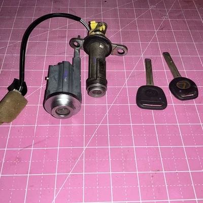 BAÚ DE IGNIÇÃO 93-96 LEXUS SC400 SC300  - Imagem 1 de 4