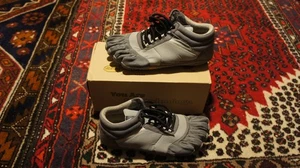 VIBRAM FiveFingers Trek Ascent 18W5301 US 9-9.5 Minimalist Barefoot Trail Run - Picture 1 of 10