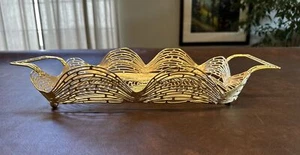 Classic Touch Rectangular Gold Handled Pyrex Holder with Brick Design - Picture 1 of 8