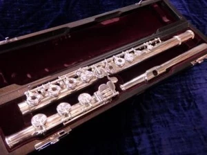 YAMAHA YFL-871DH Professional Flute H-Foot Open Hole All Silver Used - Picture 1 of 9