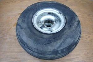 1966 BEECHCRAFT A23A MUSKETEER NOSE WHEEL ASSY 169-300001-45 - Bild 1 von 8