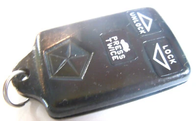 1997 Chrysler New Yorker transmissor de controle de entrada remoto sem chave 04759136 AB - Imagem 1 de 4