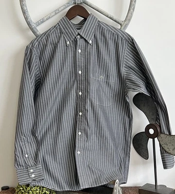 Camisa de vestir gris a rayas para hombre Lacoste con botones talla 42 diseñada en Francia Foto 1 de 4