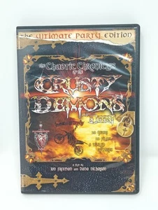 Die chaotischen Chroniken der verkrusteten Dämonen des Schmutzes DVD - Bild 1 von 5