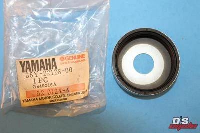 NOS YAMAHA FJ1100L FJ1100N FZ700TC BRAZO OSCILANTE EMPUJE 1 PIEZA DE CUBIERTA # 36Y-22128-00 Foto 1 de 4