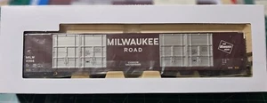 Walthers Gold Line Milwaukee Road 86' Box Car - Picture 1 of 4