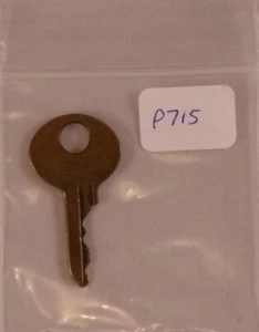 Master Lock Key # P715 Replacement Padlock Amusement Vending Juke Slot Arcade - Picture 1 of 1