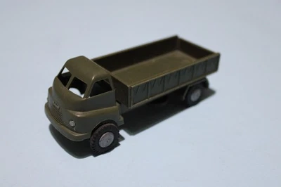 POLITOYS CARRO AUTOCARRO MILITARE COPERTO 3 TON (COD. 4) OTTIMO S. 1:41 NO BOX - Immagine 1 di 3