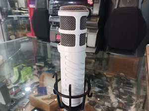 RODE PODCASTER MICROPHONE WHITE | MADE IN AUSTRALIA - Zdjęcie 1 z 22