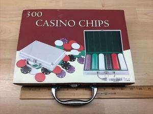 300 Casino Poker Chips With Aluminum Carry Case Star Quality Classic Game NEW - Picture 1 of 6