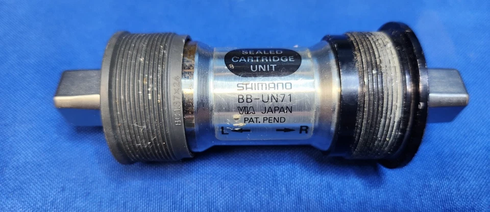 Classic Shimano BB-UN71 Bottom Bracket DEORE XT 107mm 1.37 73 mm Square Taper - Image 1 of 1