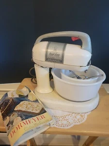 Vintage 1950's Dormeyer Food Fixer Electric Mixer with Bowls & Meat Grinder - Picture 1 of 12
