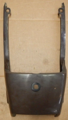 Capuz traseiro Suzuki GS1100 GK 1982-1984 - Imagem 1 de 4