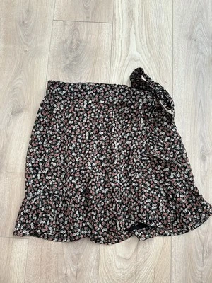 Hollister Mock Crossover Mini Skirt In Size S Lined Ditsy Print - Image 1 of 3