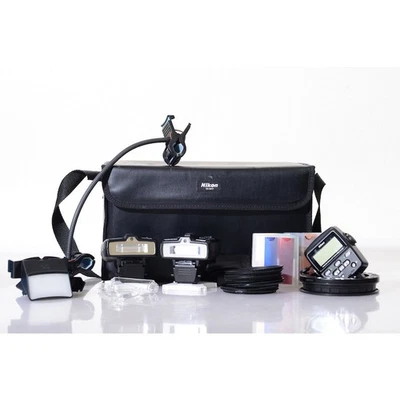 Nikon Makroblitz Kit R1C1 - Blitzset - Speedlight Set - SB-R200 Macro Blitze  - Image 1 of 4