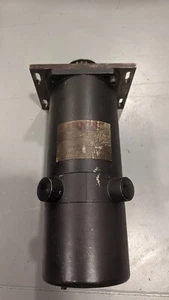 GENUINE Fanuc A06B-0614-B025 Permanent Magnet DC Servo Motor 108V 5.4NM 2000RPM - Picture 1 of 4
