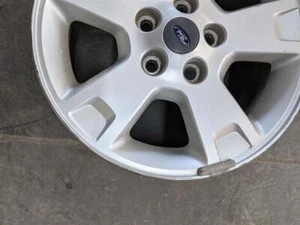 Used Wheel fits: 2006 Ford Escape VIN 1 8th digit 16x7 5 spoke aluminum w/expose - Picture 1 of 7