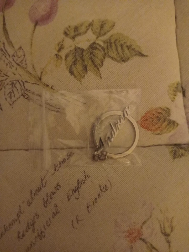 Portachiavi In Metallo Nome Andrea Nuovo Idea Regalo - Immagine 1 di 1