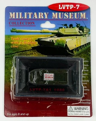 Modelo Pegasus 621 LVTP-7A USMC ROK 1980 escala 1/144 con vitrina Foto 1 de 2