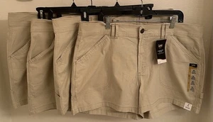 *4 Pair Of NWT** Lee Workwear Shorts Women Plus Size 18W-M Khaki Utility Pocket - Picture 1 of 8