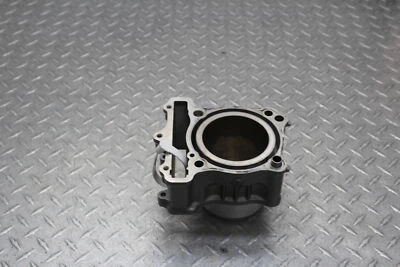 Suzuki vstrom 650 DL650A 2015 ABS MOTOR TRASERO PISTÓN CILINDROS BLOQUE JARRA Foto 1 de 4