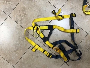 3M DBI-SALA Delta 1104730 Construction Full Body Harness, Dorsal Web Loop, Co... - Picture 1 of 2