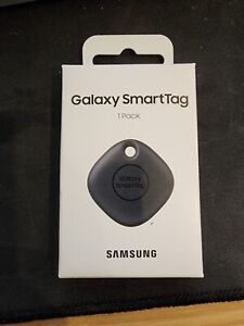 Samsung Galaxy SmartTag 2021 Bluetooth Tracker & Item Locator for Keys, Wallets