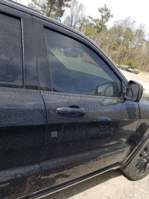 19 2019 JEEP GRAND CHEROKEE DOOR FRONT RIGHT PASSENGER BLACK  Foto 1 de 4