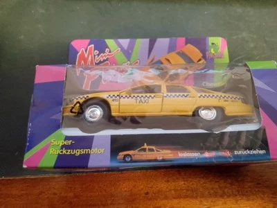 Chevrolet Caprice Taxi Yellow Cab Welly 1:60 1:64 - Immagine 1 di 4