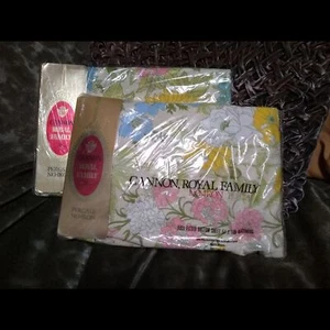 Vintage Cannon Royal Family Cotswolds Floral Full Size Top and Fitted Sheets - Picture 1 of 7