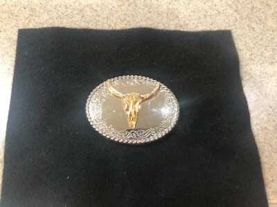 Hebilla de cinturón ovalada de latón y cromo con cabeza de dirección de cuerno largo Foto 1 de 3