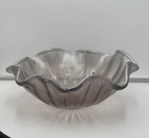 GROSSE DEKOSCHALE SCHALE IRRIDESSENT SILBER STRUKTURIERT 13,5X4,5 SCHWER SCHÖN - Bild 1 von 10