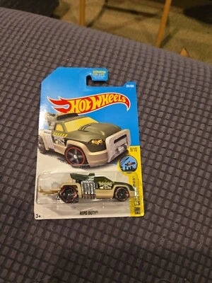 Hot Wheels HW City Works 9/10 Repo Duty 261/365 verde Foto 1 de 3