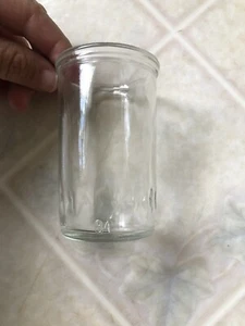 Vintage Diamond Pattern Half Pint ? Jelly Jars 22 SG 84 3.5" tall 2" mouth - Picture 1 of 4