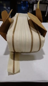 VINTAGE SCOVILL USA #5 MESH BRASS ZIPPER, 3/4" TAPE, NATURAL , ROLL 100 YARDS, - Picture 1 of 6