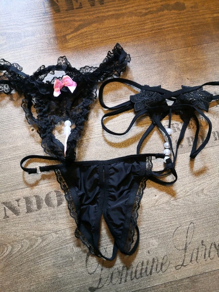 Damen 3 Dessous Strings, Gr. M, Spitze,Ouvert - Bild 1 von 1