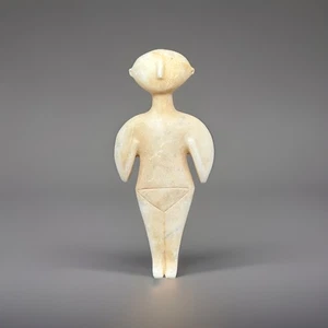 Antiguo ídolo de Anatolia hembra estatua de mármol forma de ala rara alrededor del primer milenio - Imagen 1 de 11