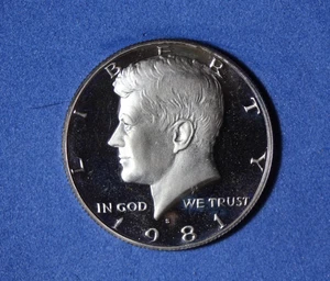 1981-S CLAD Kennedy Half Dollar #P32067 - Bild 1 von 2