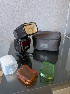 Nikon SB-700 Blitzgerät Speedlight Flash, Gebraucht  - Bild 1 von 3