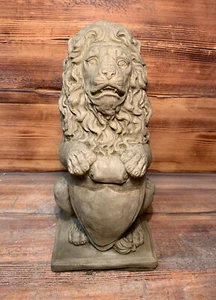 STONE GARDEN PROUD LION WITH SHIELD ON BASE STATUE PILLAR CAP DETAILED ORNAMENT - Picture 1 of 6