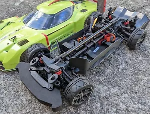 Aggiornamento irrigidimento colonna vertebrale centrale in fibra di carbonio per Arrma Vendetta 3S BLX - Foto 1 di 3